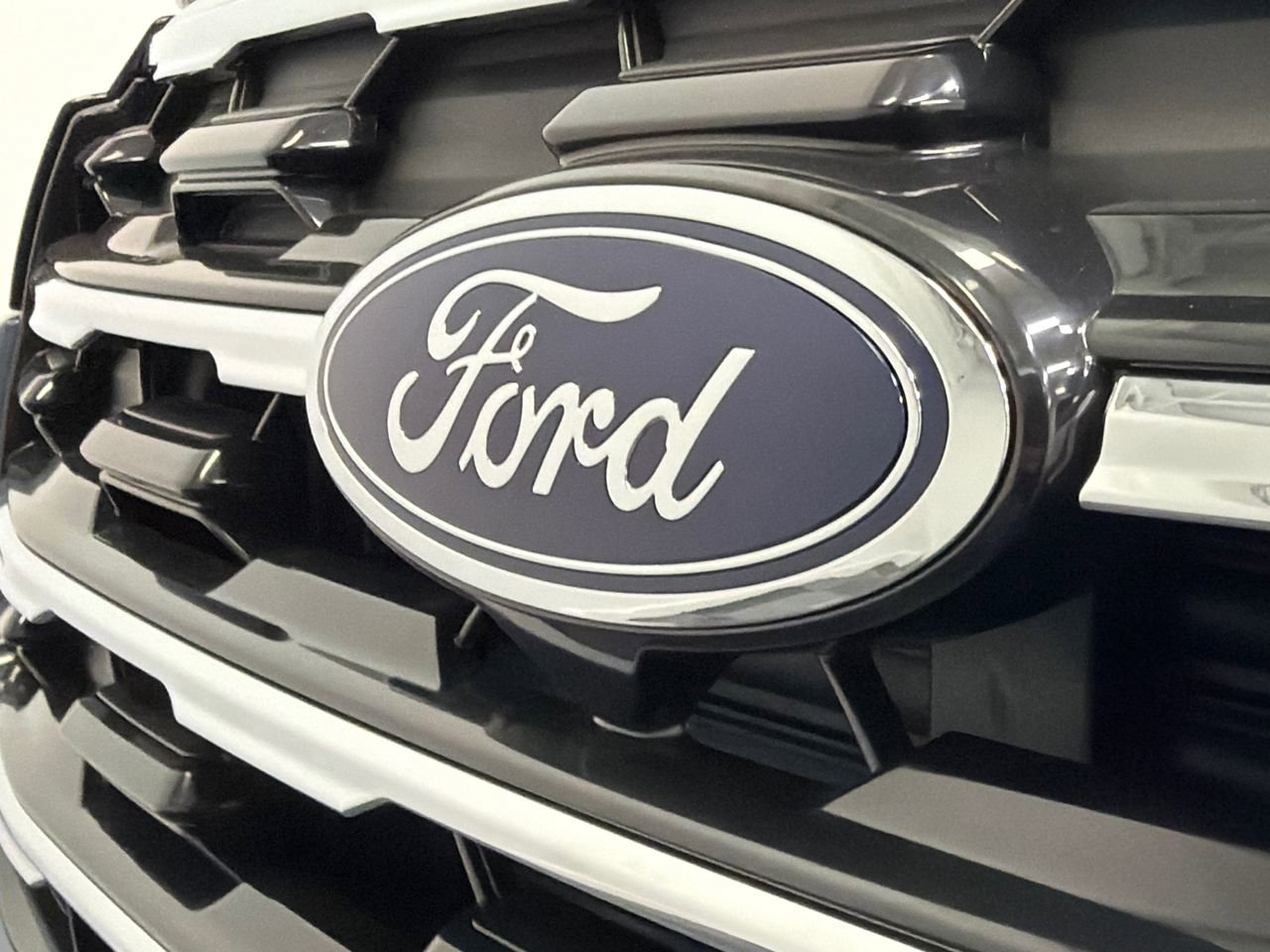 New 2026 Ford Explorer Active w/ Active Comfort Package image 13