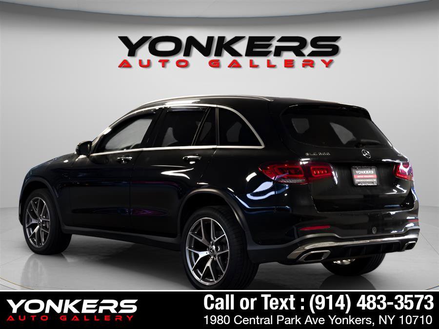 Used 2022 Mercedes-Benz GLC 300 4MATIC image 4