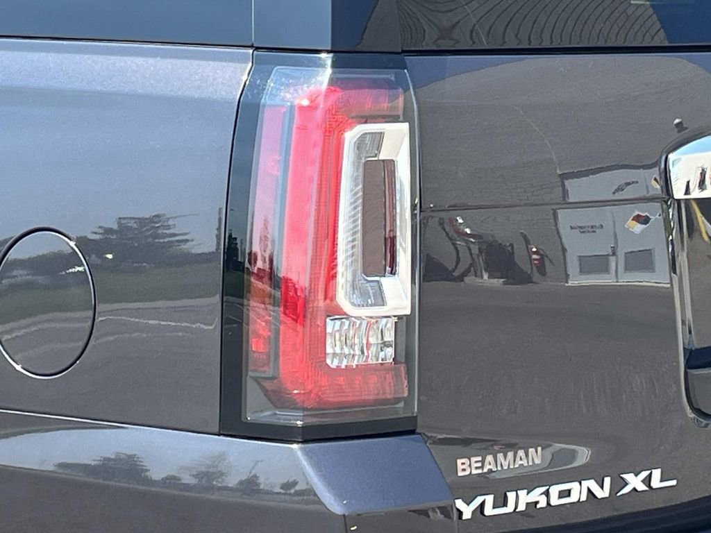 Used 2016 GMC Yukon XL Denali w/ Open Road Package image 10