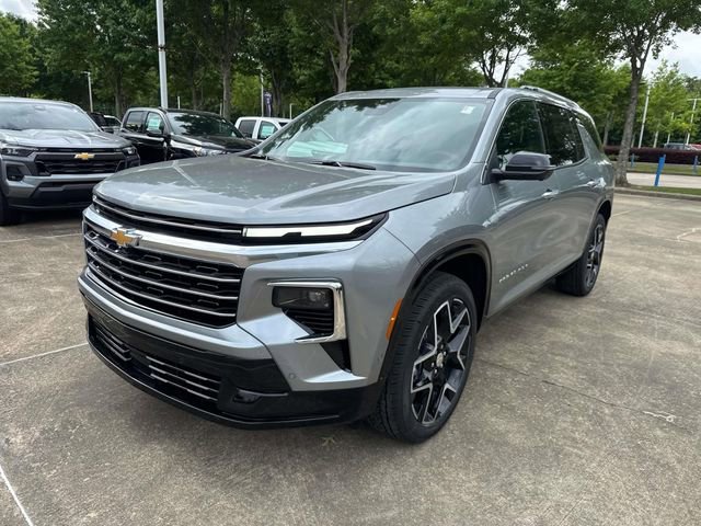 New 2026 Chevrolet Traverse High Country FWD image 3