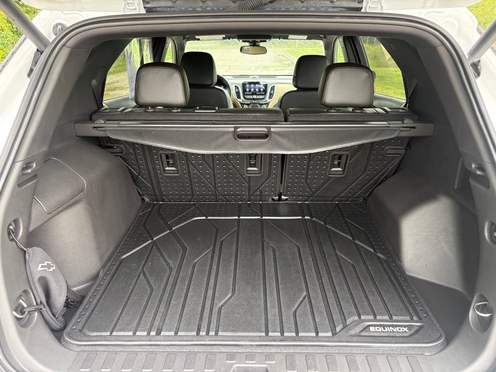 Used 2024 Chevrolet Equinox Premier FWD image 54