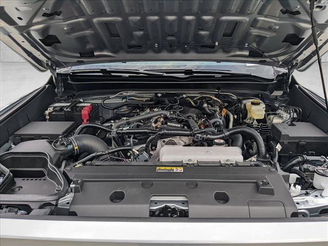 Used 2024 Toyota Tacoma SR5 AWD/4WD image 16
