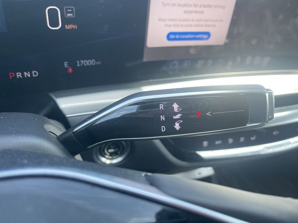 Certified 2024 Cadillac Lyriq Sport AWD/4WD image 33