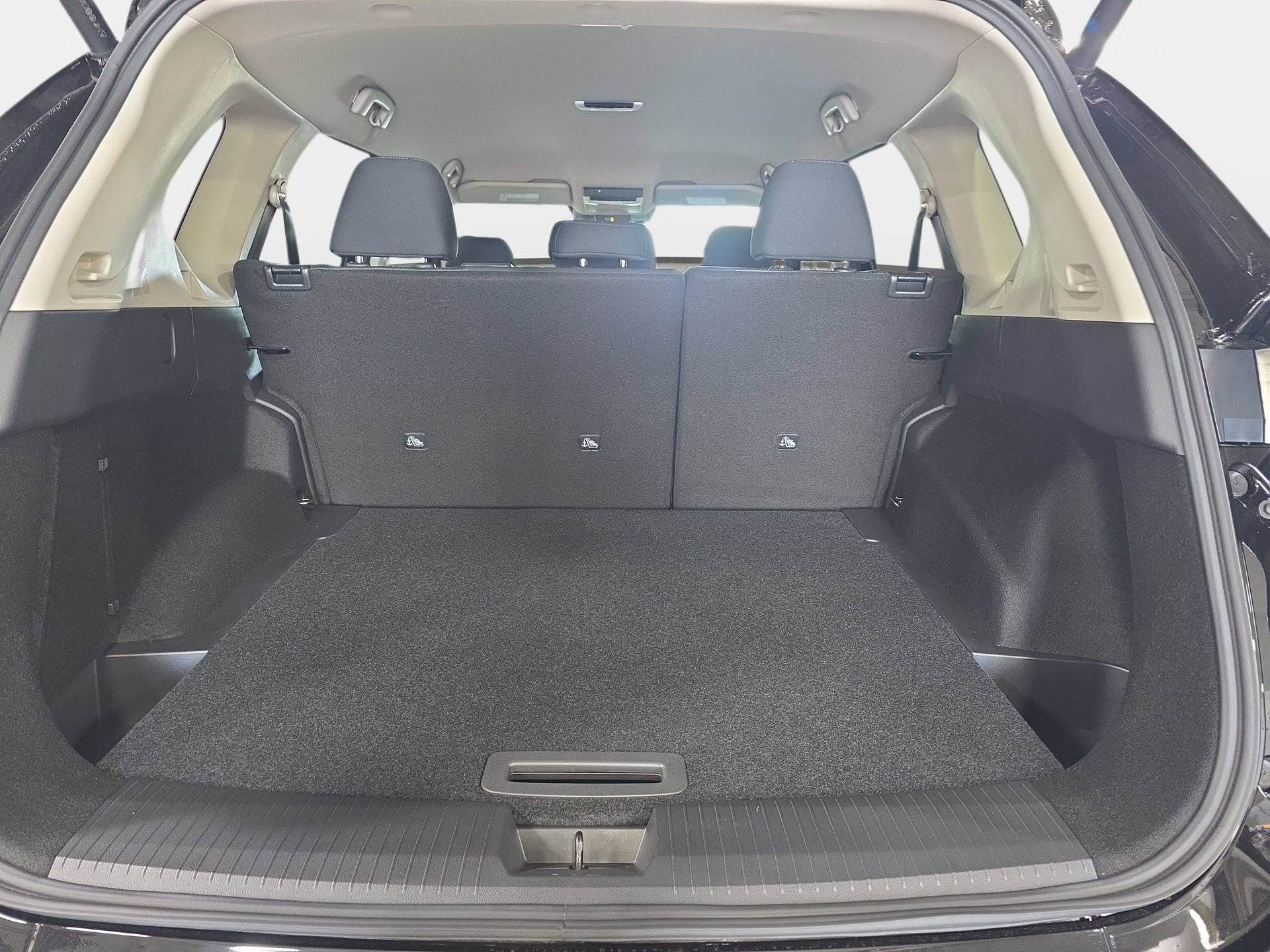 New 2026 Nissan Rogue SV FWD image 12