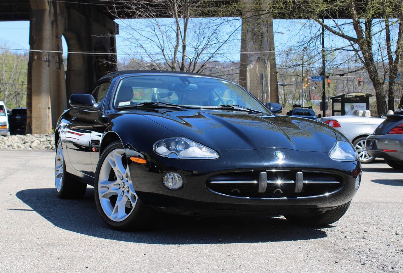 Used 2004 Jaguar XK8 Convertible image 13