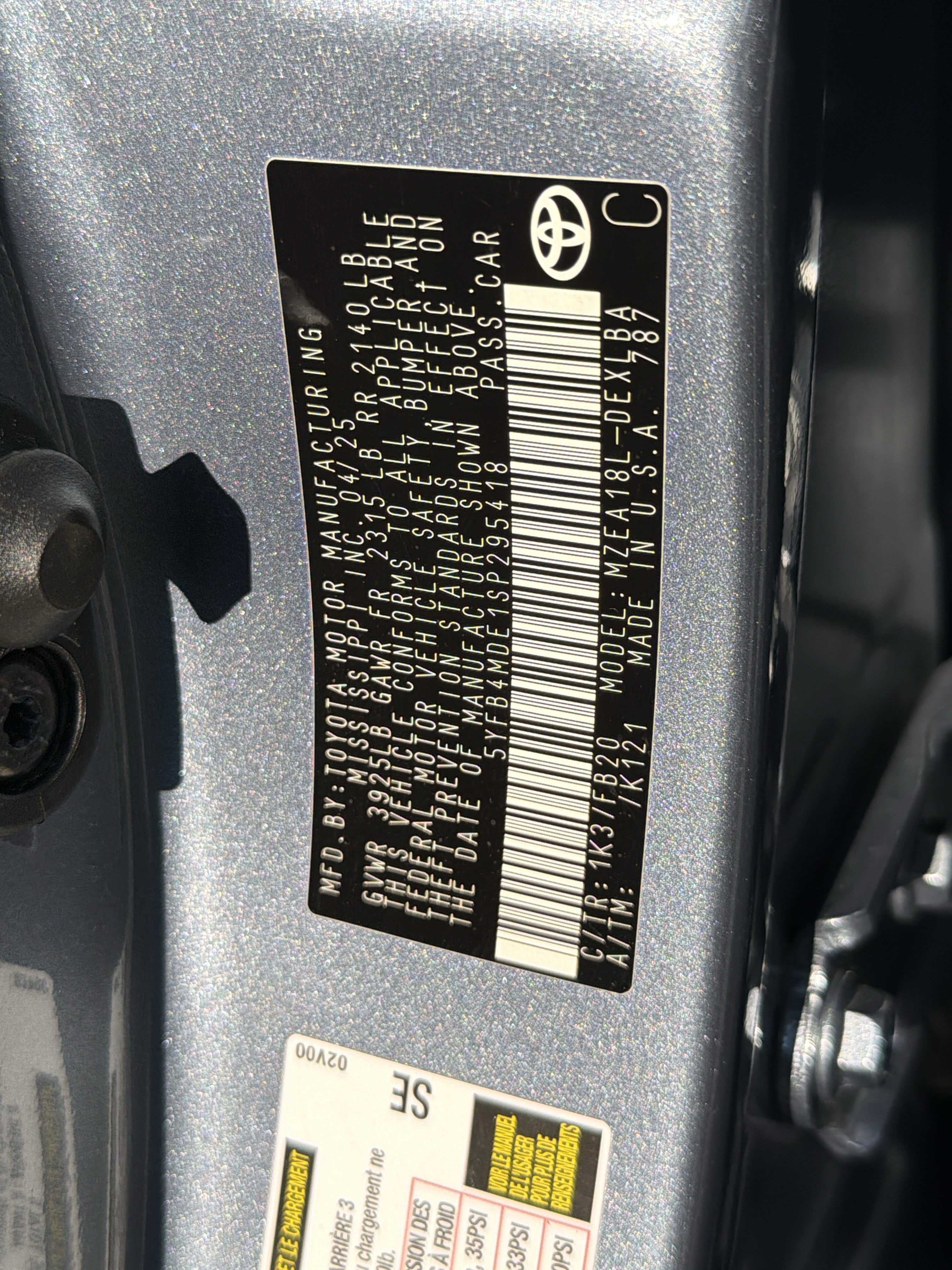 Certified 2025 Toyota Corolla LE FWD image 31