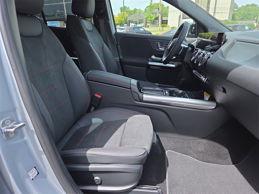 New 2026 Mercedes-Benz GLA 250 4MATIC image 16