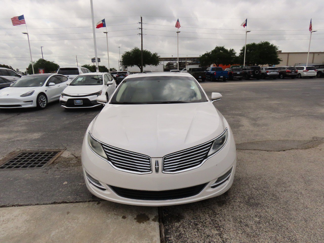 Used 2013 Lincoln MKZ Hybrid FWD image 5