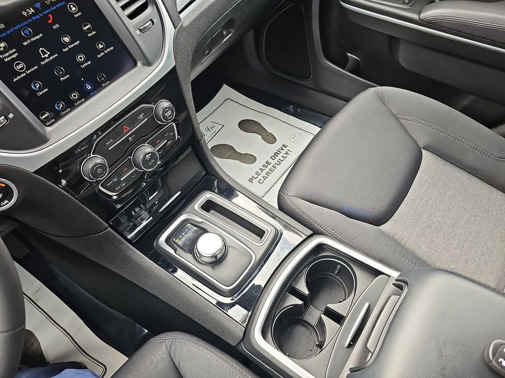 Used 2023 Chrysler 300 Touring image 28