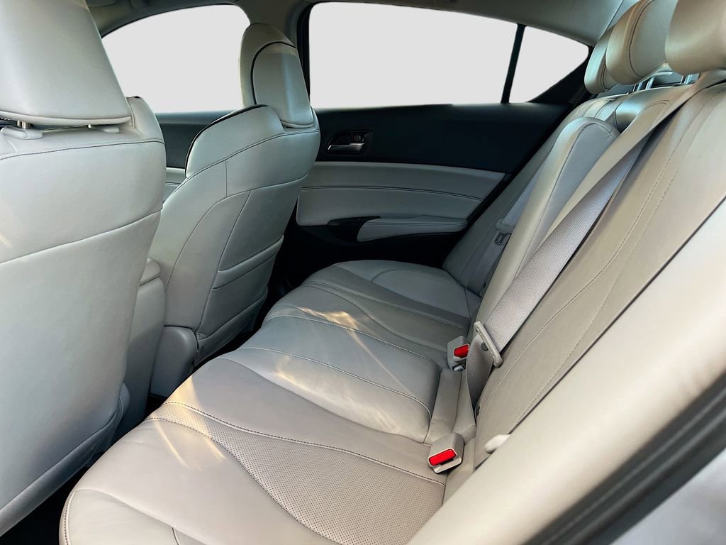 Used 2020 Acura ILX w/ Technology Package FWD image 24