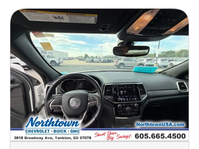 Used 2020 Jeep Grand Cherokee Altitude AWD/4WD image 16