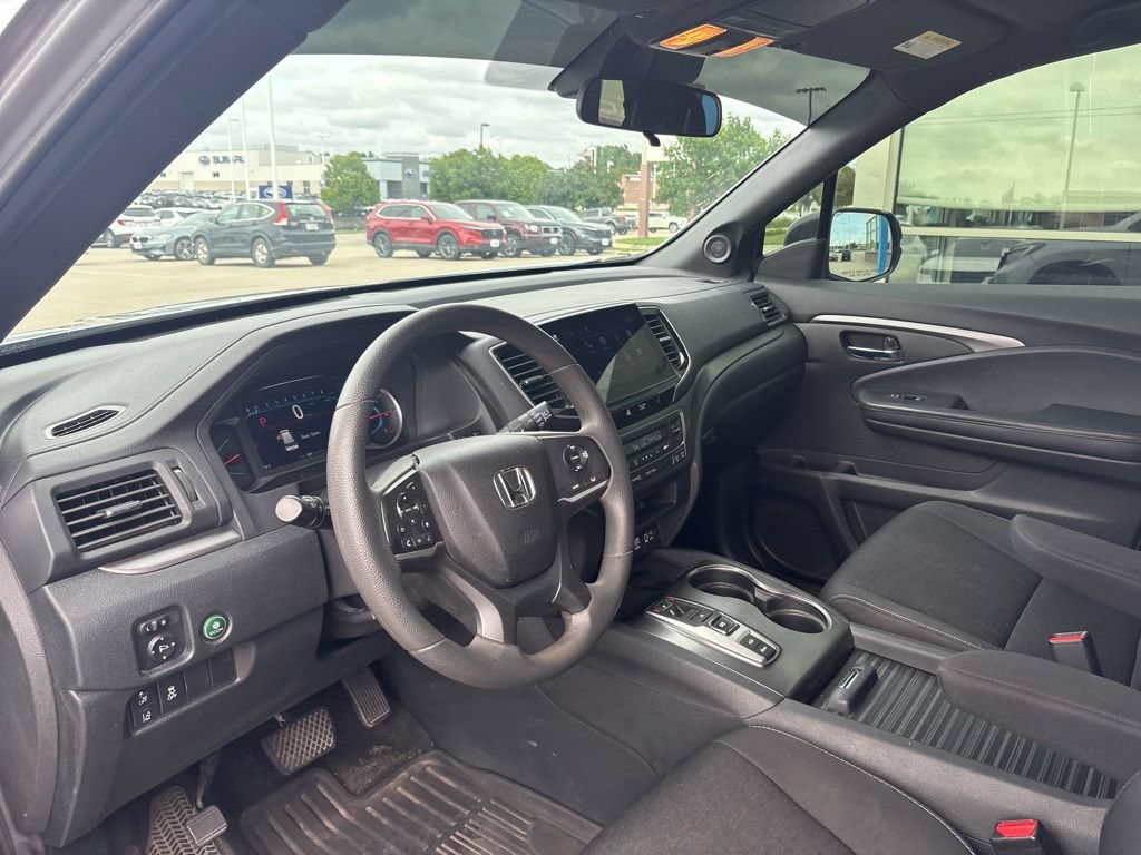 Used 2021 Honda Passport Sport image 10