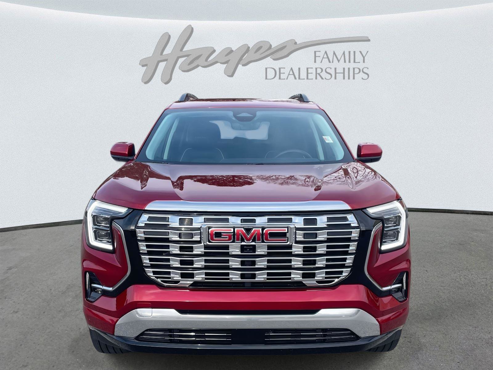 Used 2026 GMC Terrain Denali image 8