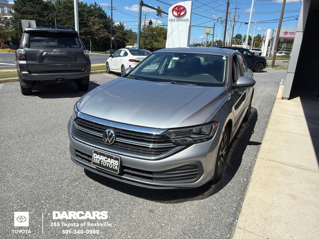 Used 2024 Volkswagen Jetta S FWD image 1