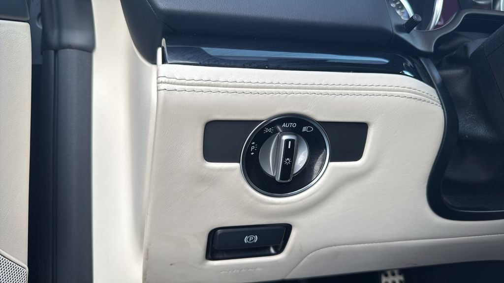 Used 2019 Mercedes-Benz SL 550 image 20