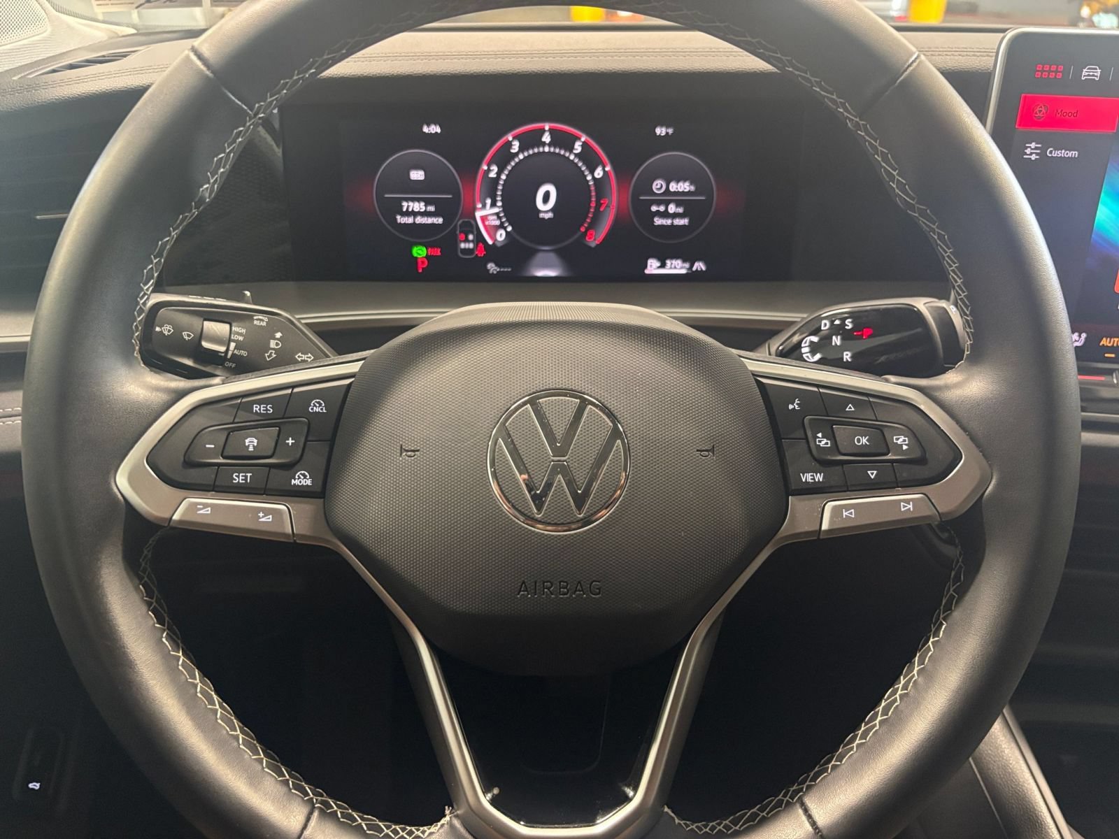Used 2026 Volkswagen Tiguan SE AWD/4WD image 29