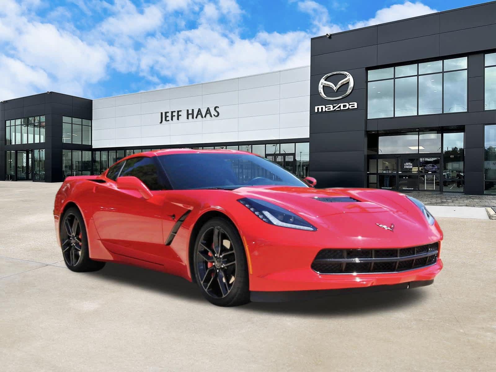 Used 2019 Chevrolet Corvette Stingray Coupe w/ Carbon Flash Badge Package RWD image 4