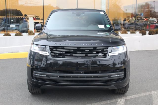 New 2026 Land Rover Range Rover Long Wheelbase SE image 8