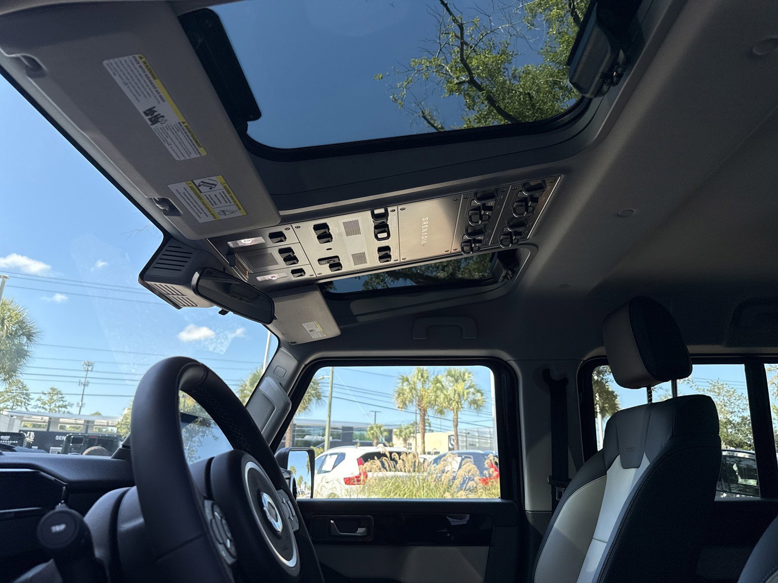 New 2025 INEOS Grenadier Fieldmaster Edition AWD/4WD image 14