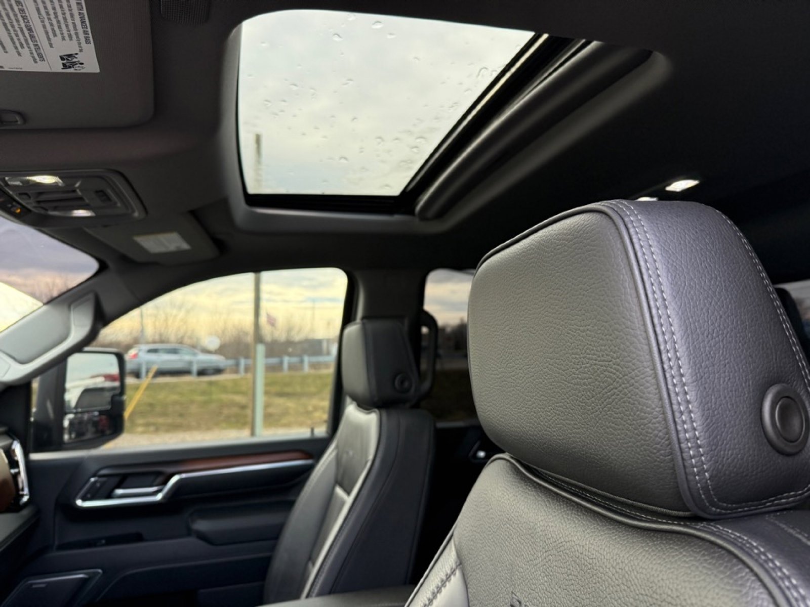 Used 2025 GMC Sierra 2500 Denali w/ Technology Package image 46