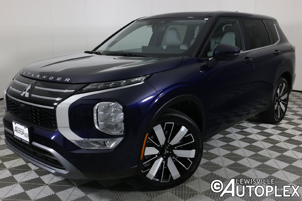 Used 2025 Mitsubishi Outlander SE FWD 360° Tour
