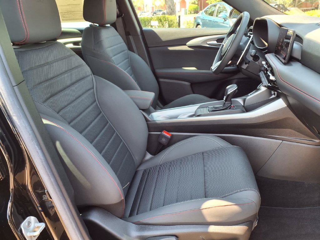 Used 2024 Dodge Hornet R/T w/ R/T Blacktop Package AWD/4WD image 14