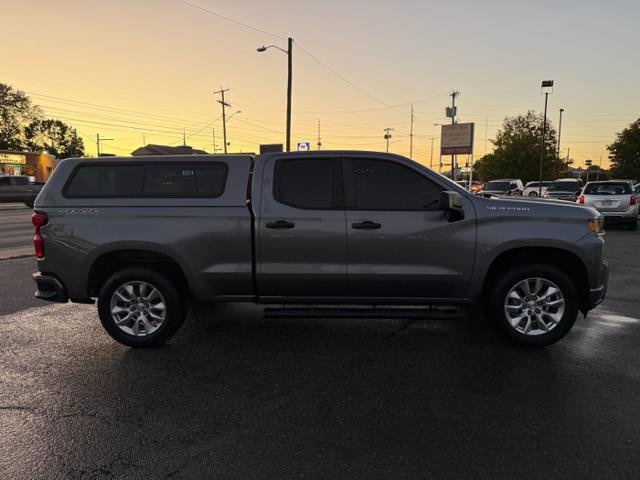 Used 2020 Chevrolet Silverado 1500 Custom w/ Custom Value Package image 4