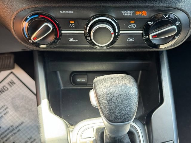 Used 2024 Kia Soul LX w/ Option Group 015 FWD image 17