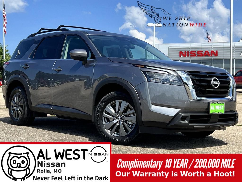 New 2025 Nissan Pathfinder SV w/ SV Premium Package image 1
