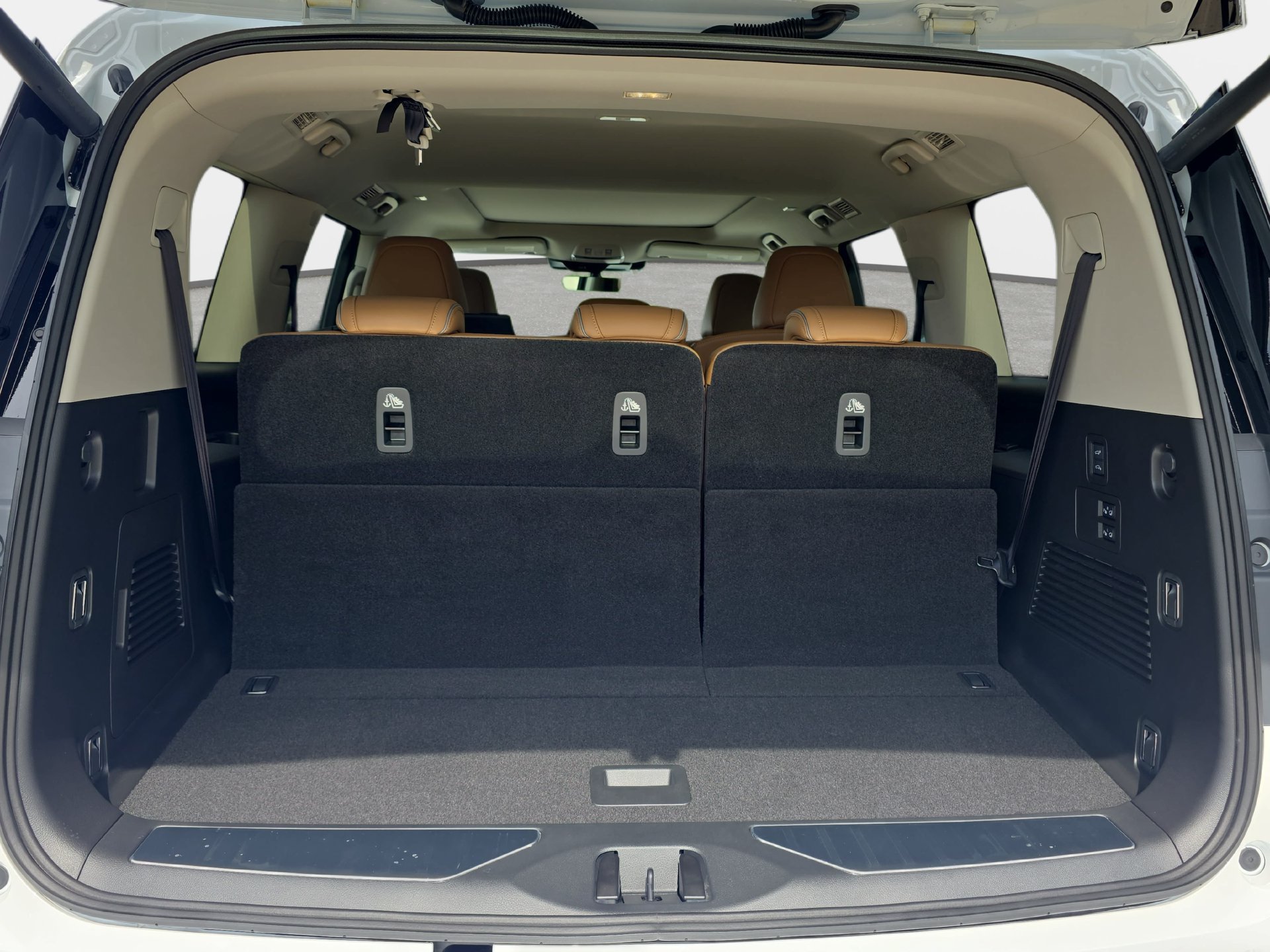 New 2027 INFINITI QX80 Luxe AWD/4WD image 12
