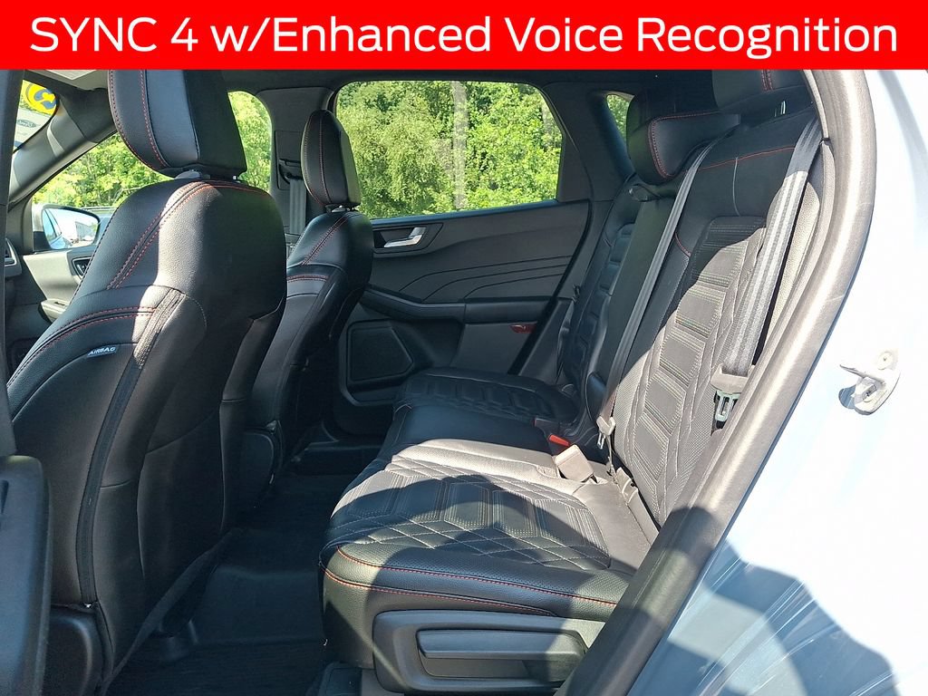 Certified 2023 Ford Escape ST-Line Elite w/ Premium Technology Package AWD/4WD image 10