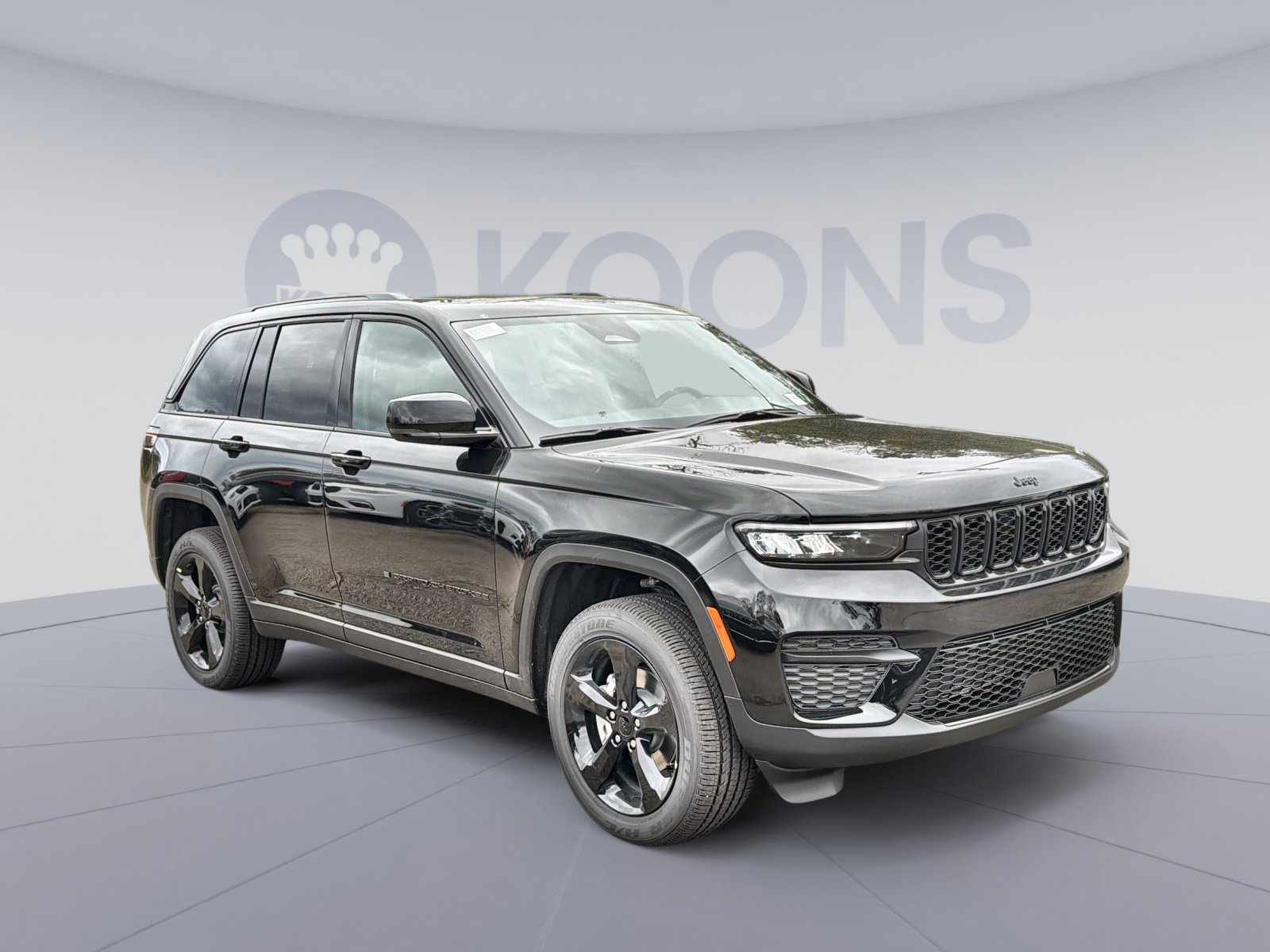 New 2025 Jeep Grand Cherokee Altitude image 10