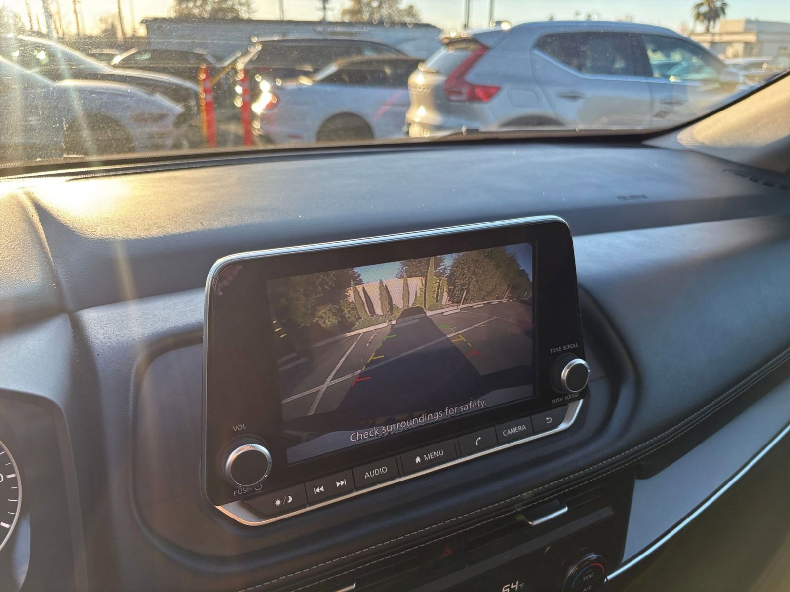 Used 2025 Nissan Rogue SV image 25