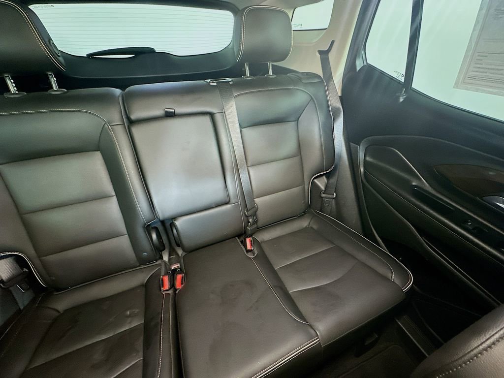 Used 2018 GMC Terrain Denali w/ Advanced Safety Package image 14