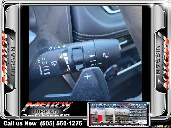 Used 2023 Nissan Rogue SV image 27