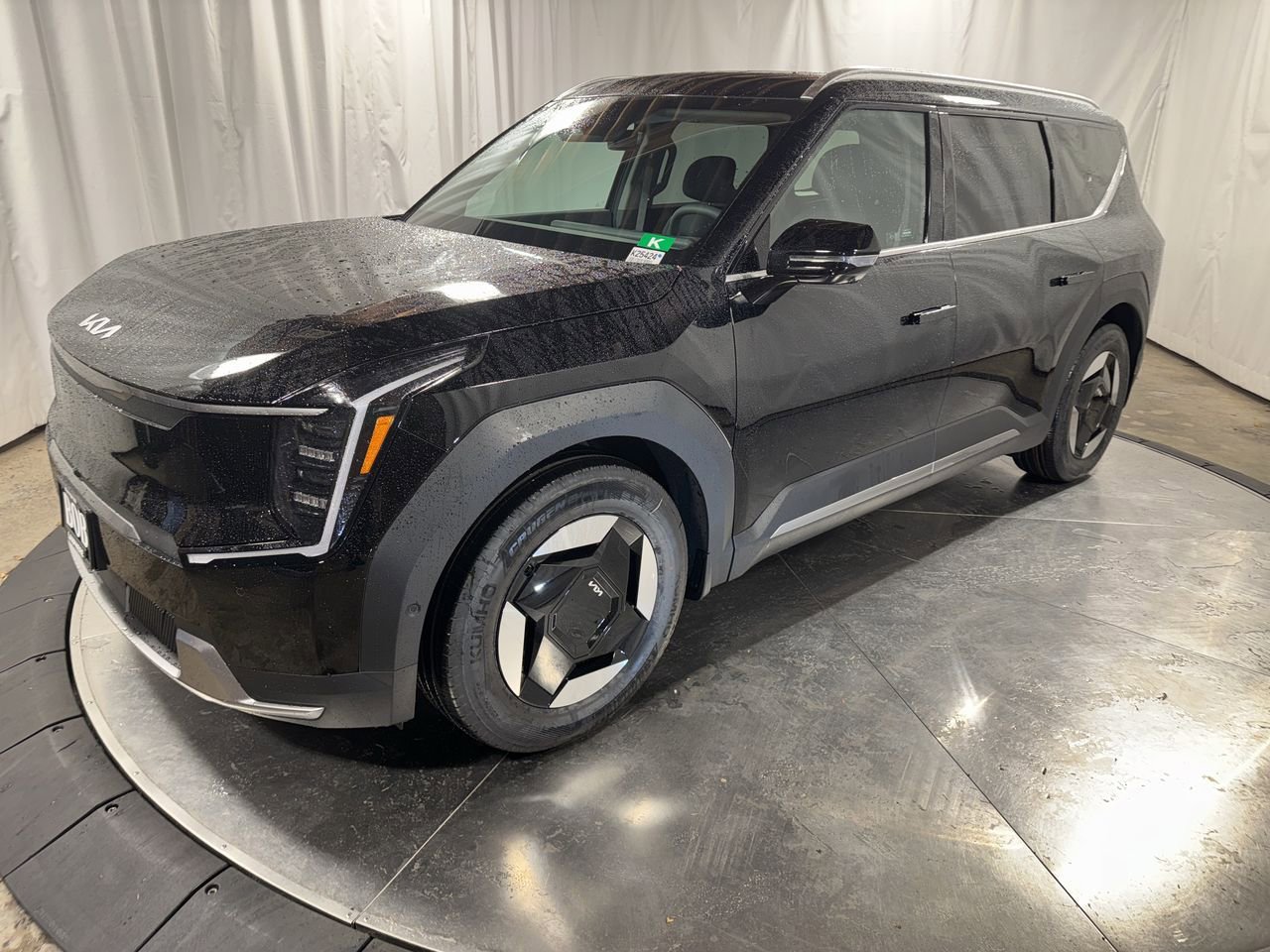 New 2026 Kia EV9 Wind