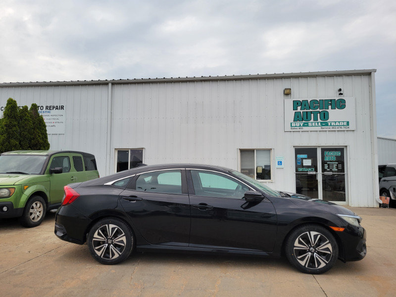 Used 2017 Honda Civic EX-T image 8