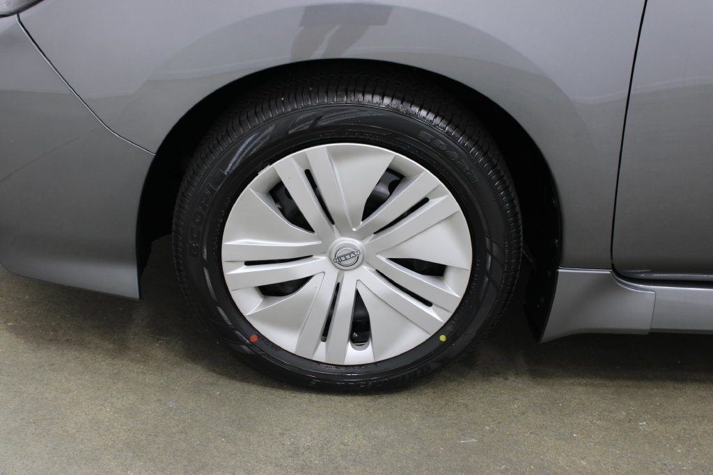 Used 2025 Nissan Leaf S FWD image 26