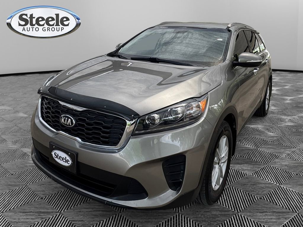Used 2019 Kia Sorento FWD w/ Option Group 020