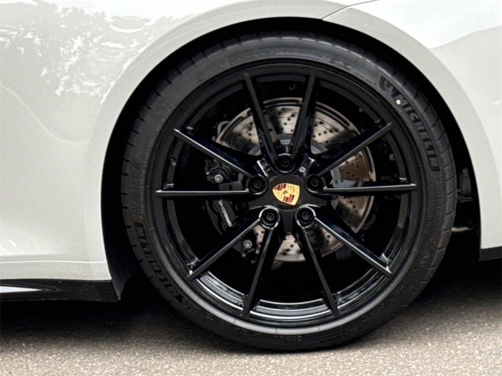 Used 2024 Porsche 911 Carrera S image 7