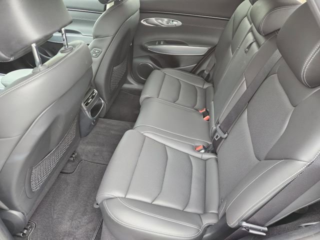 Used 2024 Genesis GV70 2.5T w/ Select Package AWD/4WD image 26