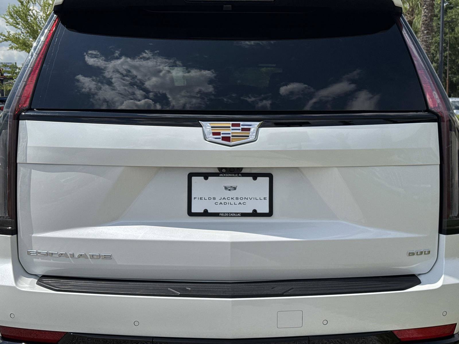 Used 2024 Cadillac Escalade Sport w/ LPO, Floor Liner Package AWD/4WD image 10