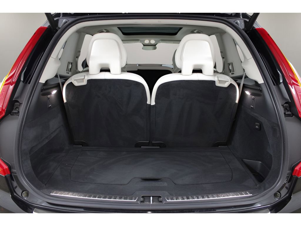 Used 2023 Volvo XC90 B6 Plus w/ Protection Package Premier image 24
