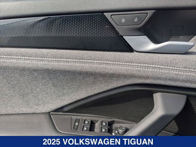 Certified 2025 Volkswagen Tiguan S FWD image 11
