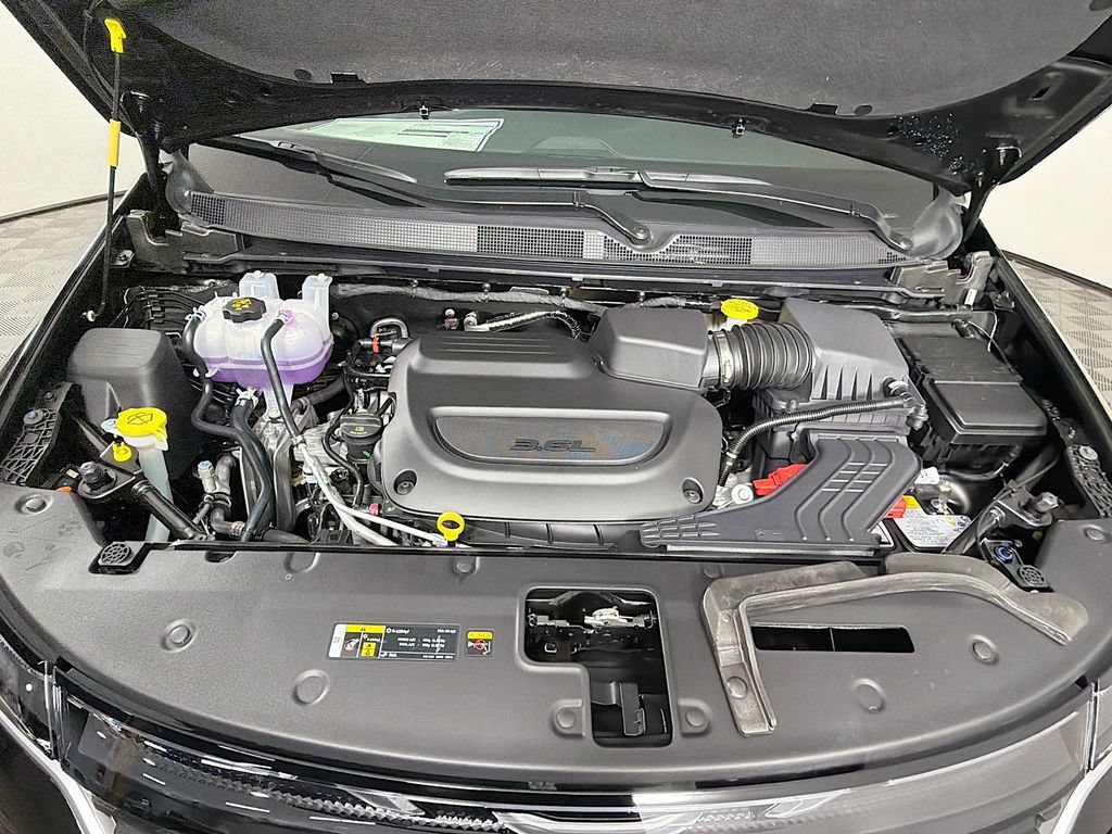New 2027 Chrysler Pacifica Pinnacle w/ Theater Group AWD/4WD image 34