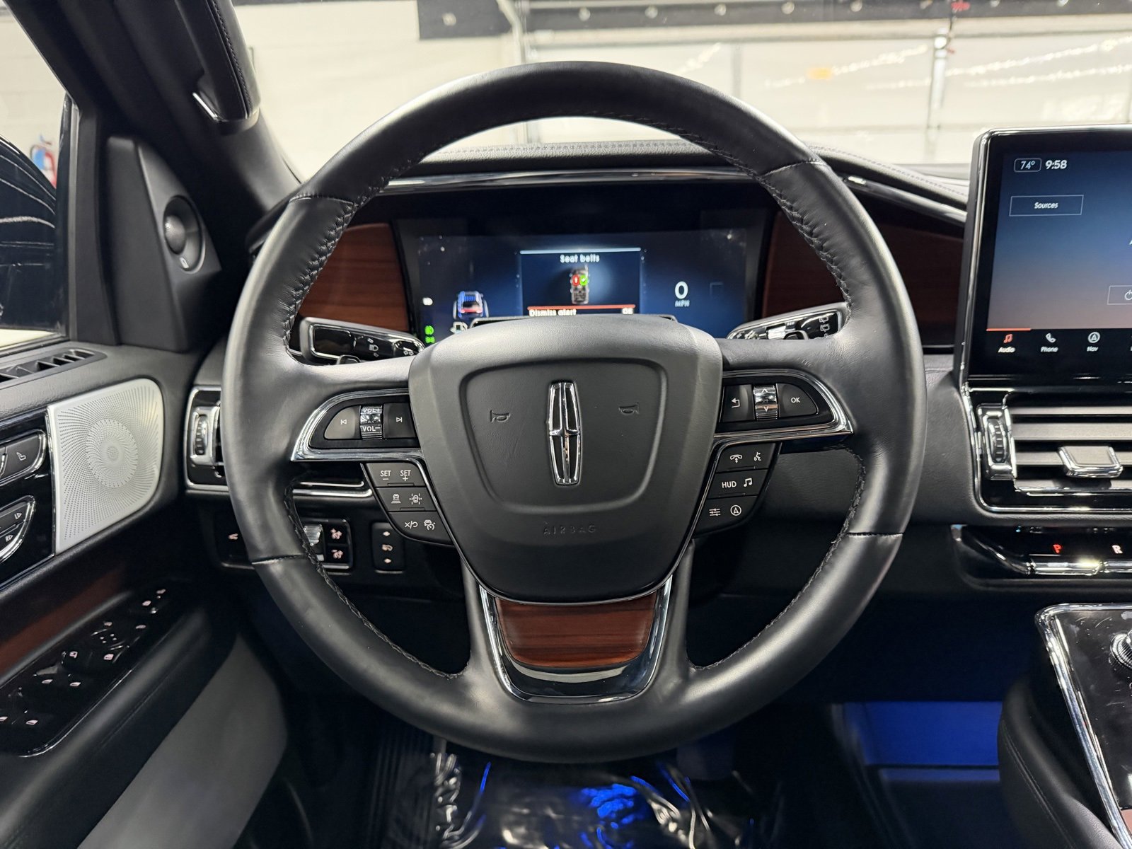 Used 2023 Lincoln Navigator Reserve image 13