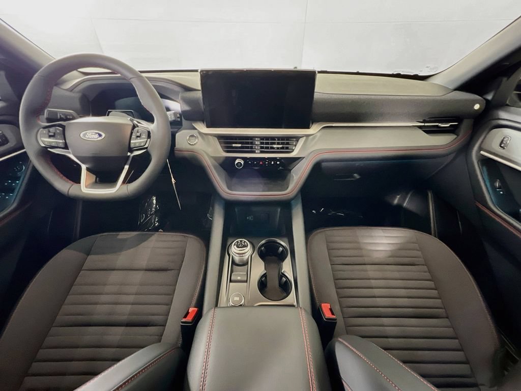 New 2026 Ford Explorer ST-Line w/ ST-Line Street Pack AWD/4WD image 7