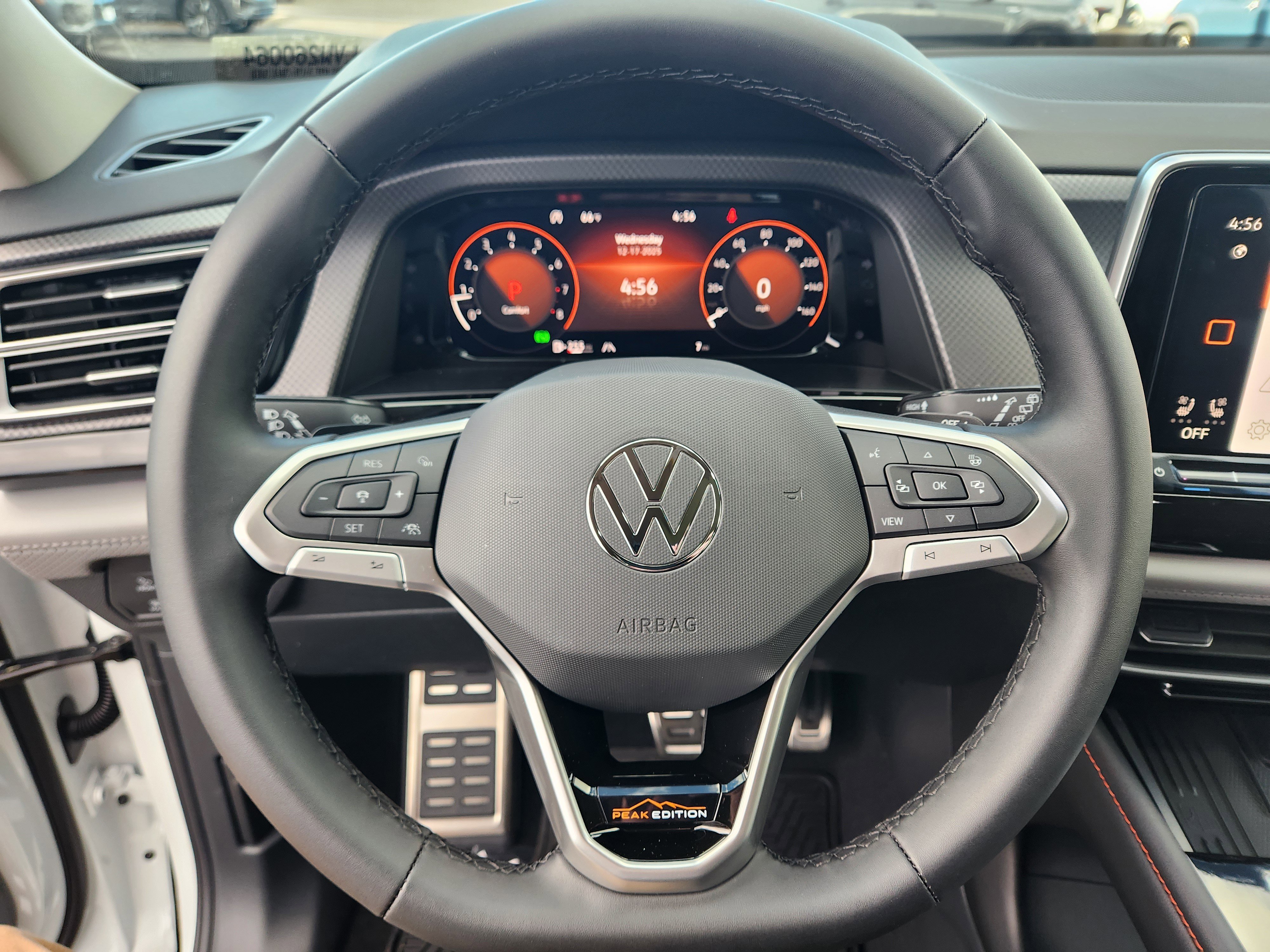 New 2026 Volkswagen Atlas Peak Edition AWD/4WD image 10