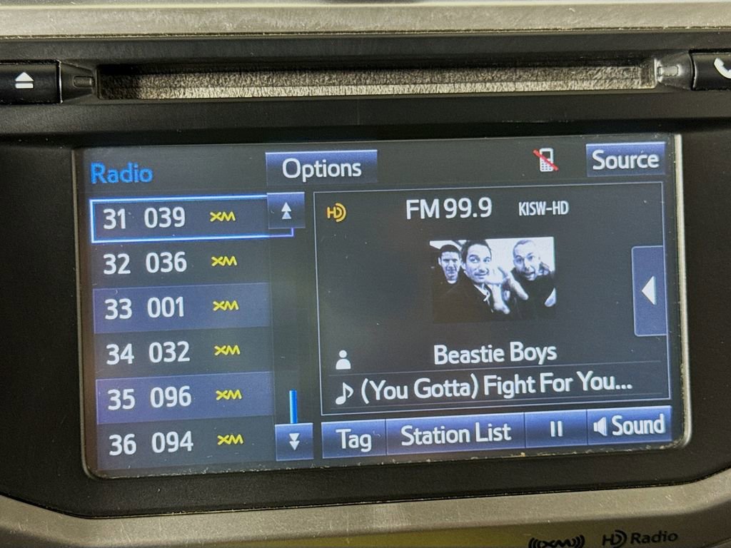 Used 2019 Toyota 4Runner Limited image 32