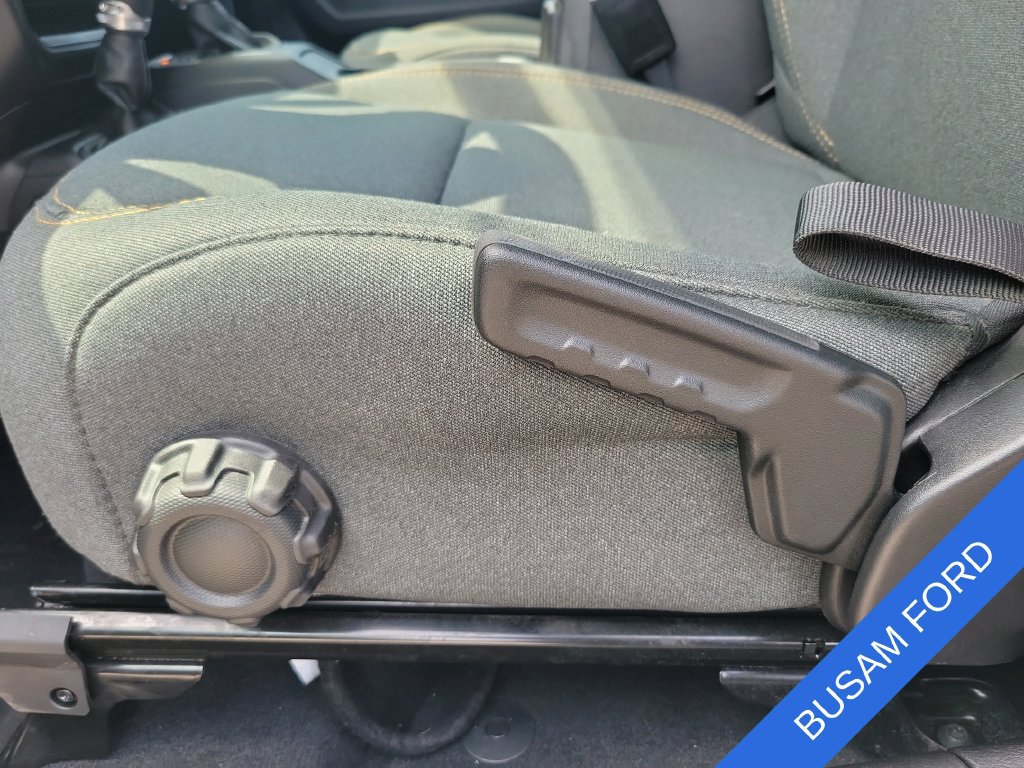 Used 2025 Jeep Wrangler Sport AWD/4WD image 11
